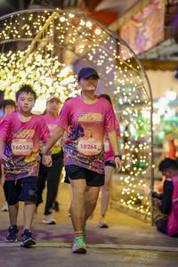 BIB: 16053, 18264
                            <button type="button" onclick="openModal(24741046)" class="btn btn-primary btn-sm float-right btn-popup" data-toggle="modal" data-target=".modal-high-quality">
                        <i class="fas fa-shopping-cart"></i> Add to Cart
                    </button>
                                            <button type="button" onclick="isThisMe(24741046, true)" class="btn btn-success btn-sm float-right btn-popup btn-isme hidden" data-toggle="tooltip" data-placement="bottom" title="นี่คือรูปของคุณใช่ไหม คลิกที่นี่เพื่อเอาเข้าอัลบั้ม">
                        <i class="fas fa-plus"></i> Add to album
                    </button>
                    <button type="button" onclick="isThisMe(24741046, false)" class="btn btn-warning btn-sm float-right btn-popup btn-isnotme hidden">
                        <i class="fas fa-ban"></i> Remove from album
                    </button>